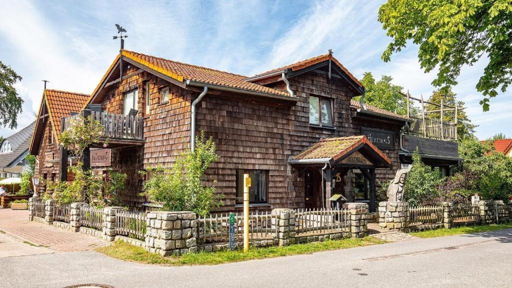 Ferienwohnung Hexenhaus Kessel Prerow Exterior foto